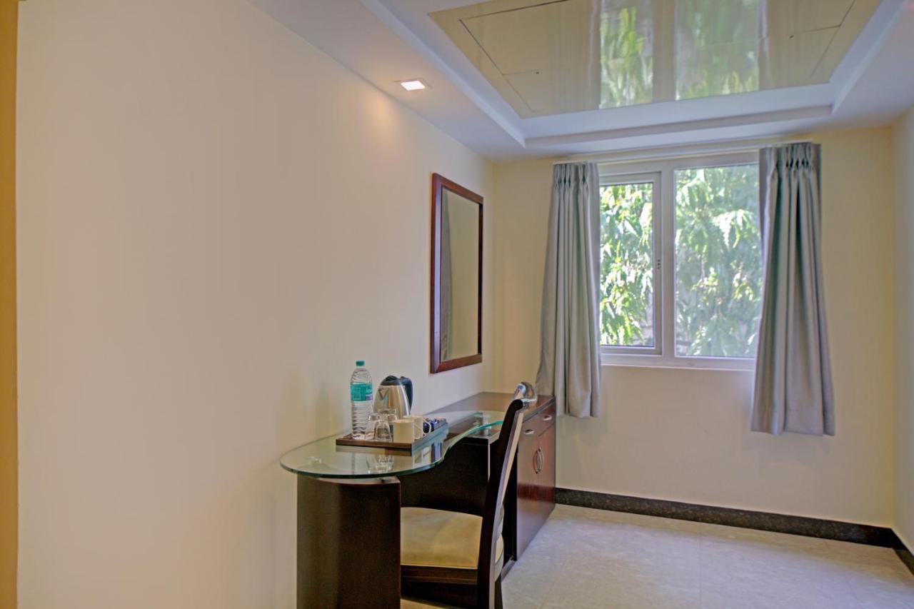 Townhouse 515 Hotel Iris T Nagar Near Shri Ayyappan Temple Chennai Exteriör bild